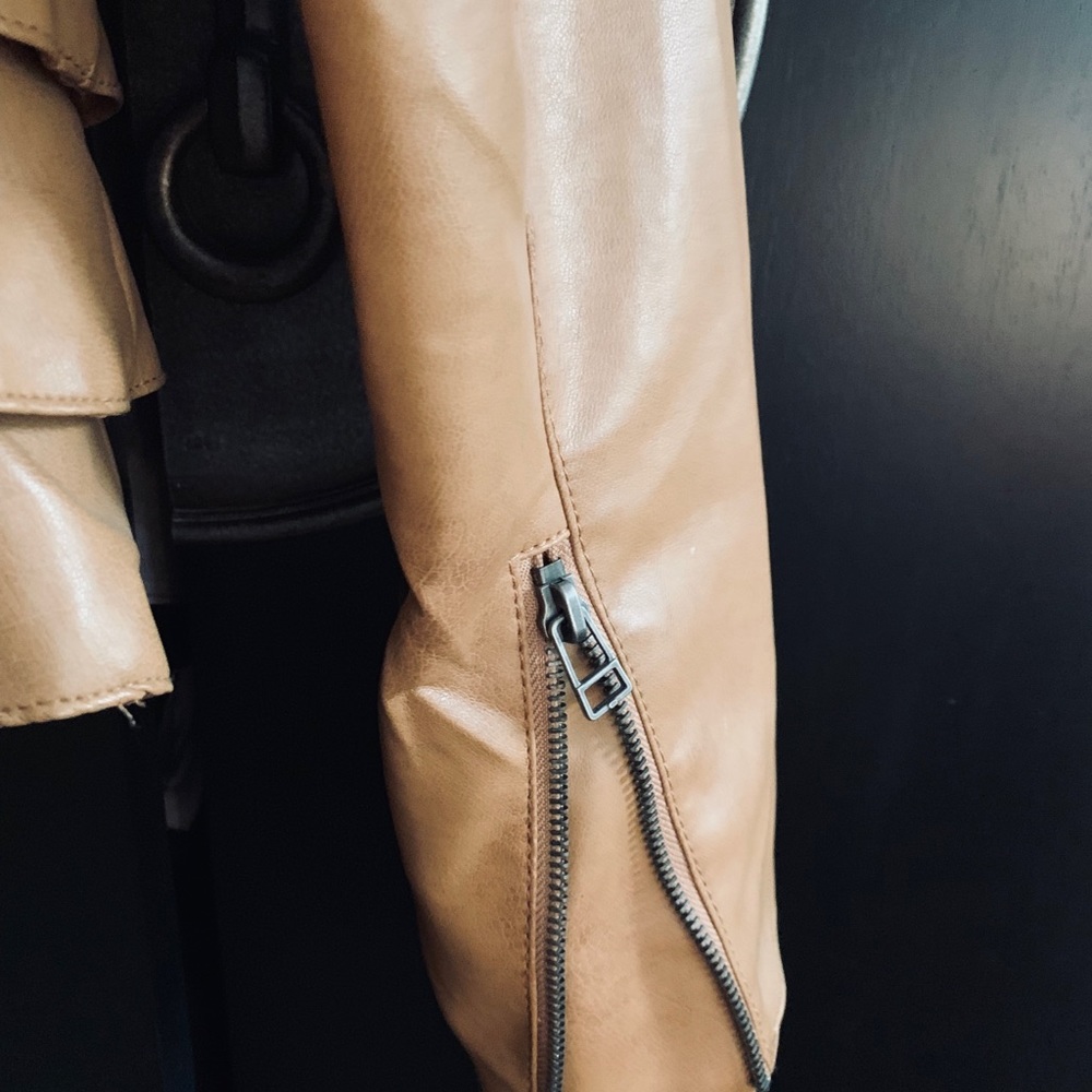 The cutest Bagatelle leather jacket! - Picture 5 of 6